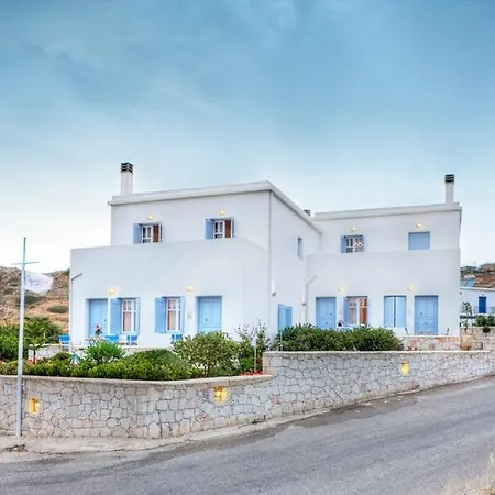 κιμωλίς Ξενοδοχείο με διαμερίσματα 3*